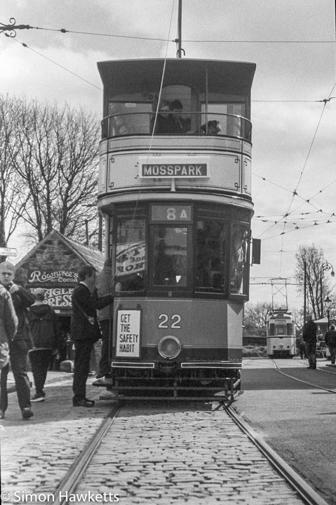 Pentax MZ-3 and Ilford HP5+ - Moss Park