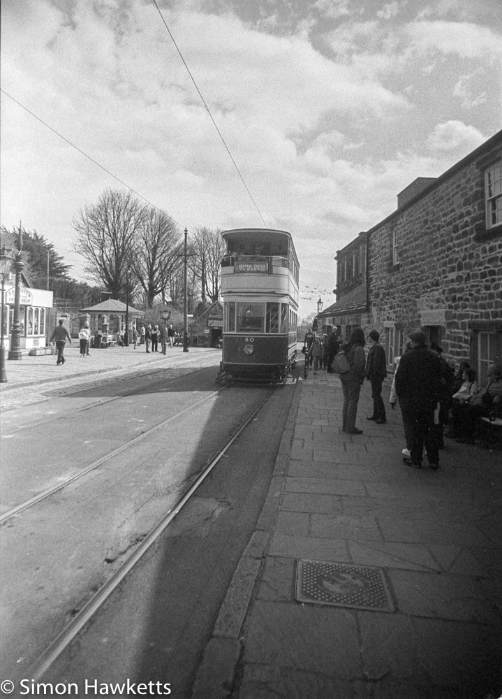 Pentax MZ-3 and Ilford HP5+ - Tram lines