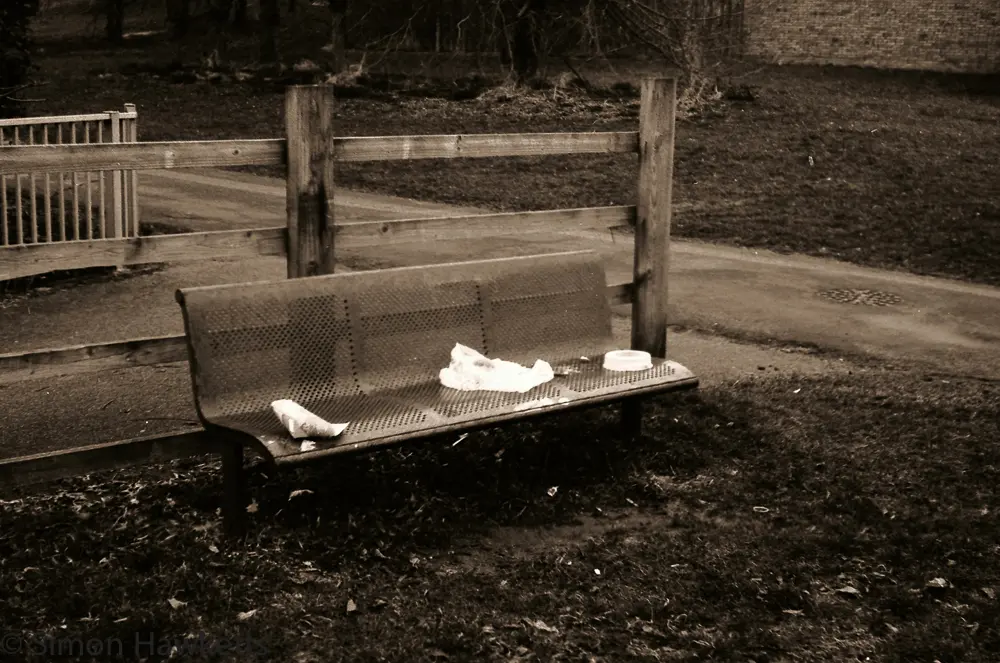 First film developed for 20 years ! 3 Yashica MG-1 sample pictures - Seat