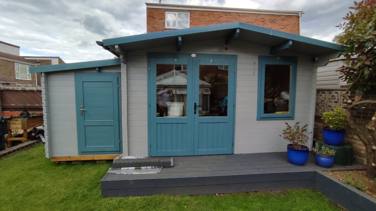 A Picture of a garden room extension