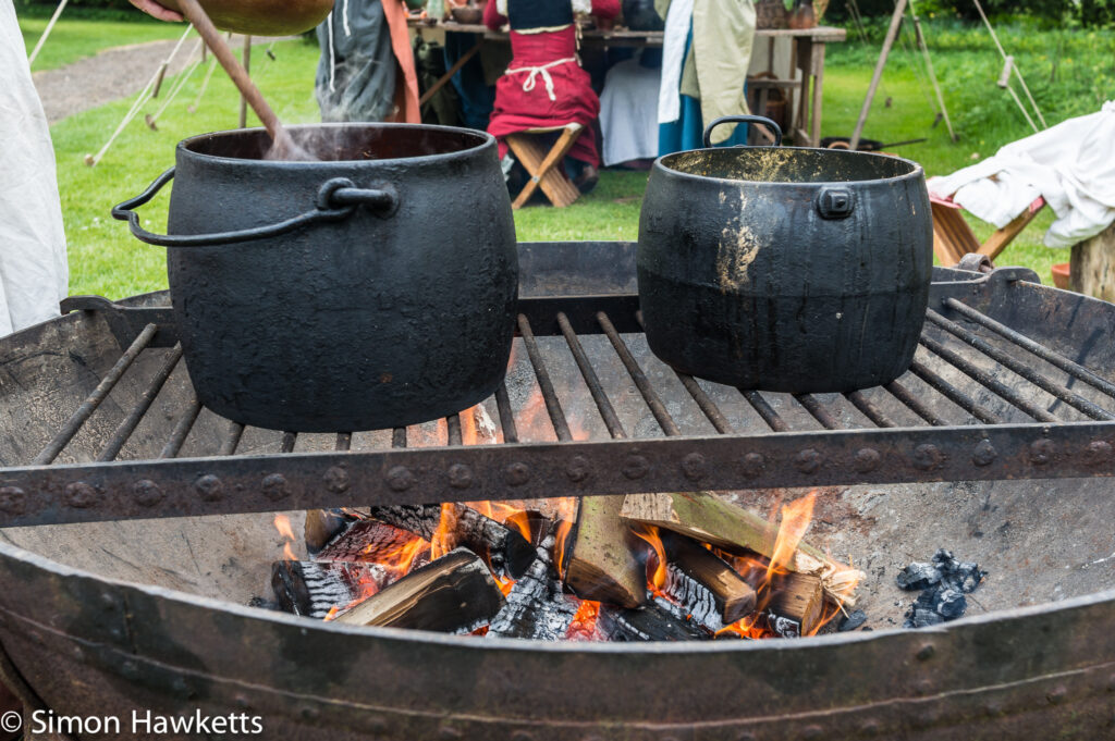kentwell hall tudor day pictures cooking over the fire