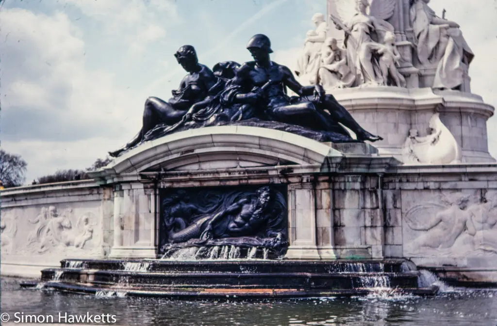 Central London pictures c1980 19 Olympus OM-20 pictures - The Victoria Memorial and Buckingham Palace on colour negative film taken about 1980