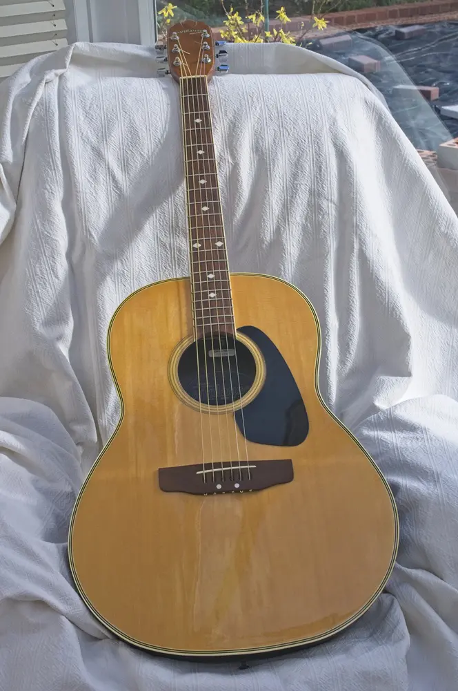 Ovation Applause AE-32 guitar refurbisment 2 Ovation Applause AE-32