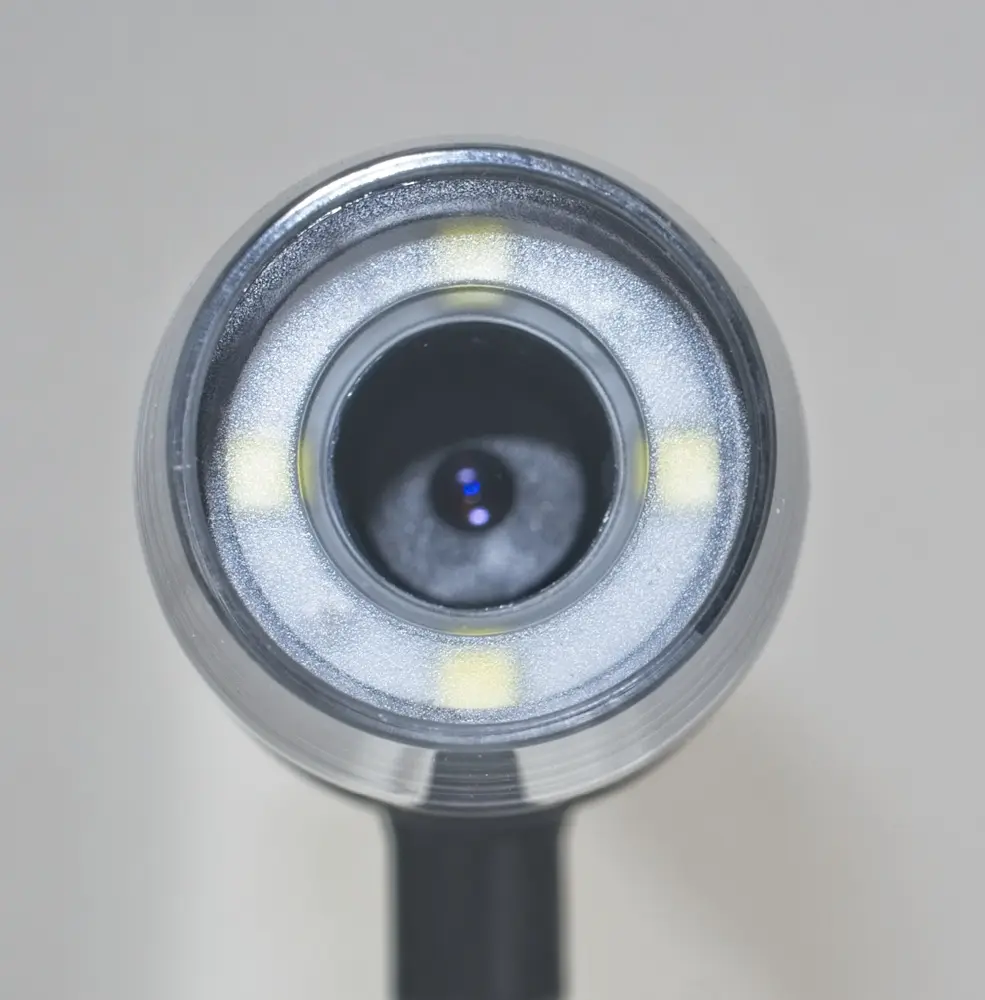 Pluggable USB microscope review 1 Pluggable microscope showing lights