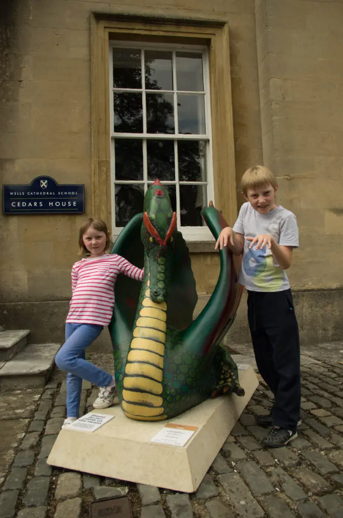 The swans of Wells 32 The Swanster - Doyouthinkhesawus - No 57