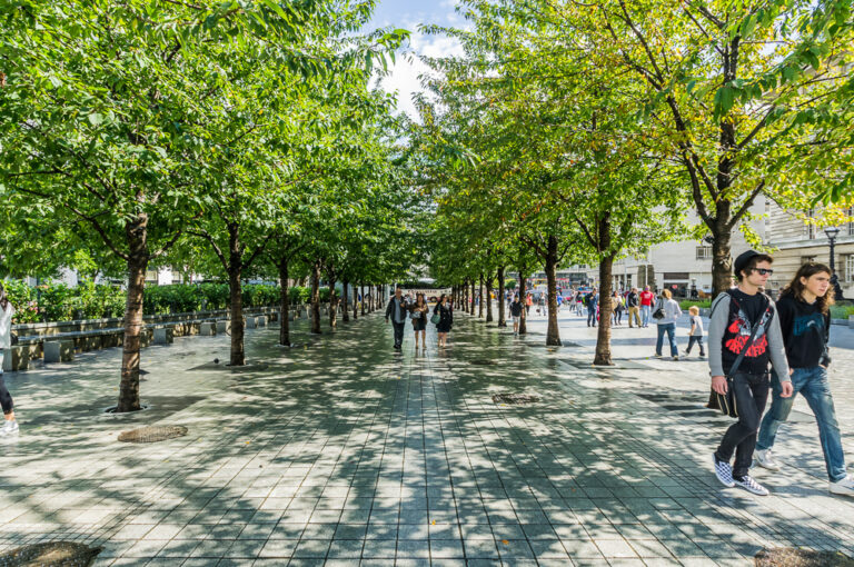 Walkway to the London Eye