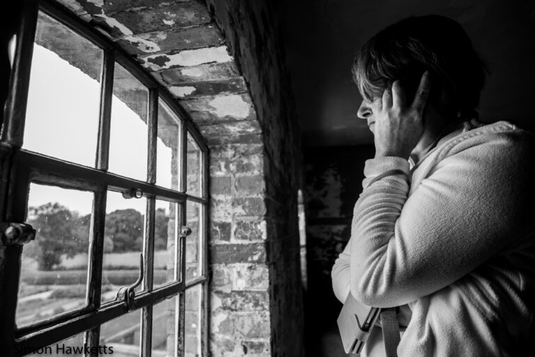 Samyang 12mm and Fuji X-T1 portrait - woman by window